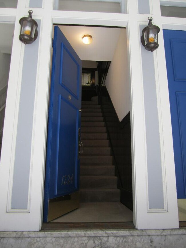 Foto del edificio - 4 bedroom in San Francisco CA 94109