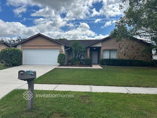 Building Photo - 3922 Dunaire Dr