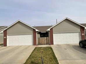 Building Photo - 5480 N Colburn Ct