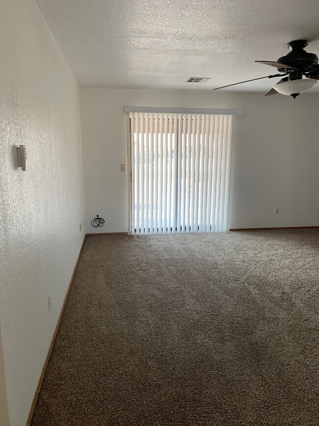 Building Photo - 3540 Kiowa Blvd S