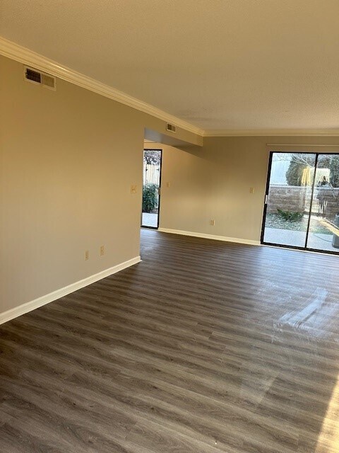 Building Photo - 2157 Vaden Village Dr