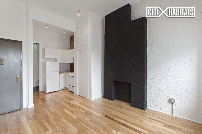 Building Photo - 108 Steuben St