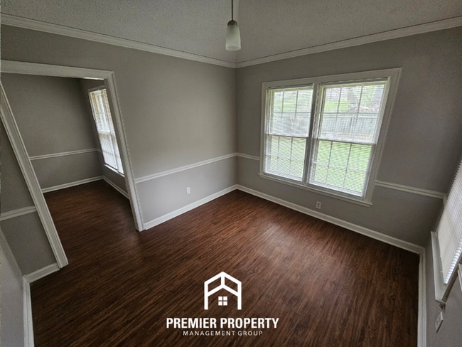 Building Photo - Spacious 3BR/2BA Home in 38115 | Vaulted Ceilings, 2-Car Garage & Back Deck