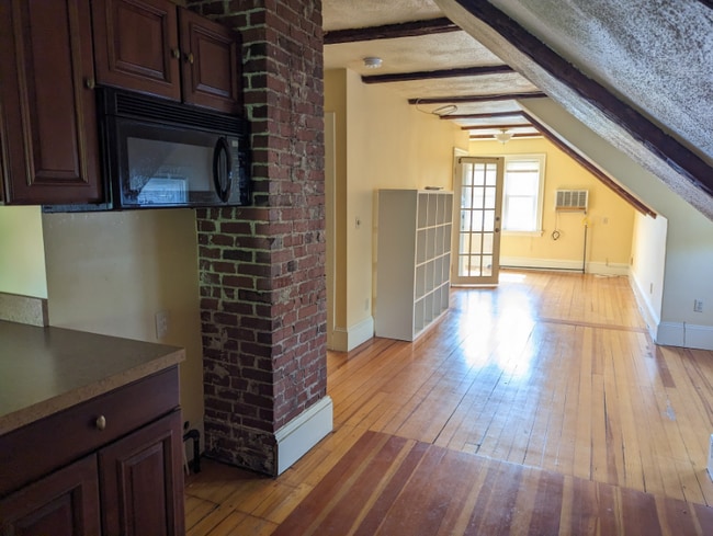 Photo - 117 Elmgrove Ave (Providence, RI) Apartment