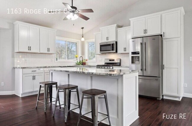 Foto del edificio - 1163 Ridge Bluff Ct