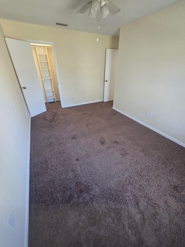 Foto del edificio - 2080 Kings Gate Cir
