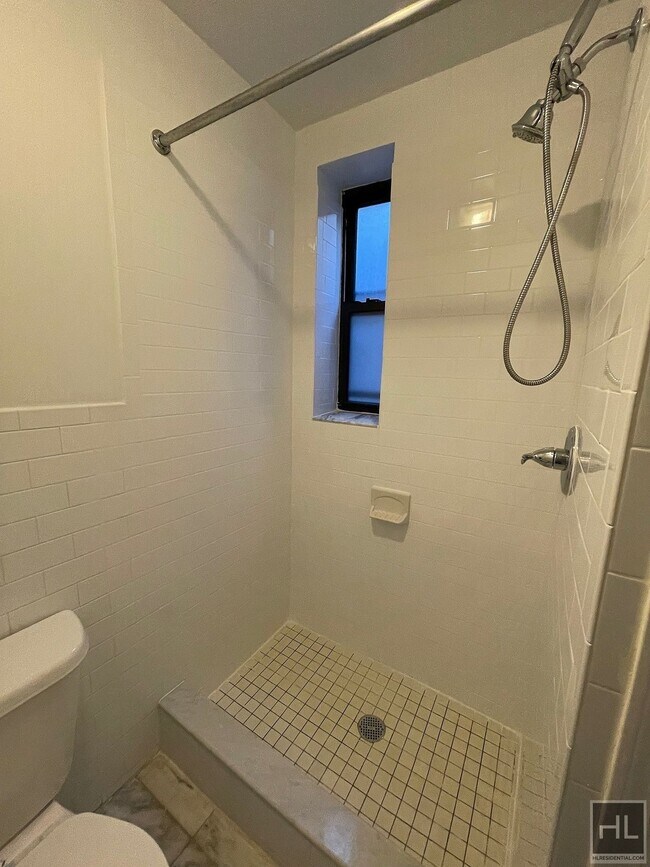 Building Photo - EAST 87TH STREET
