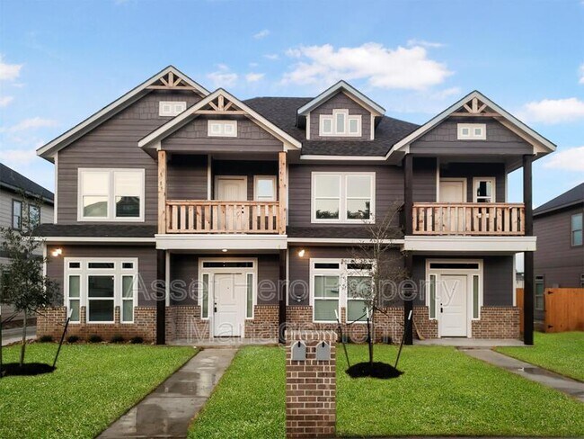 Building Photo - 908 Montclair Ave