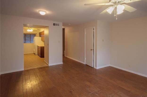 Foto del edificio - 6310 Chevy Chase Dr
