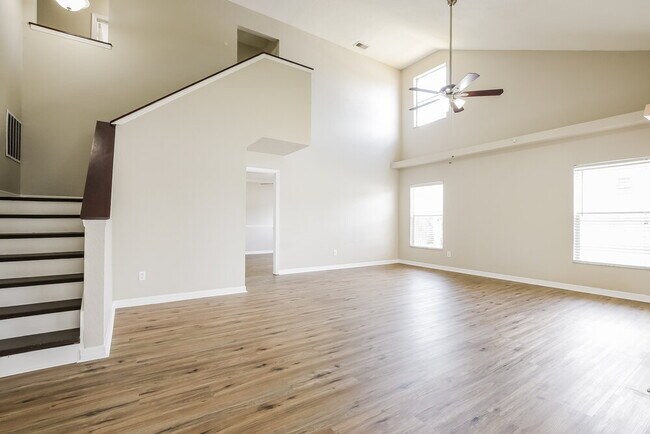 Building Photo - 10051 Sandbar St