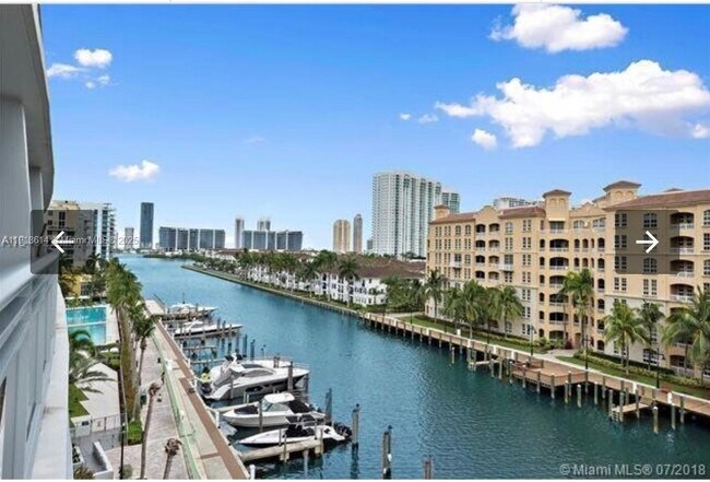 Foto del edificio - 2950 NE 188th St