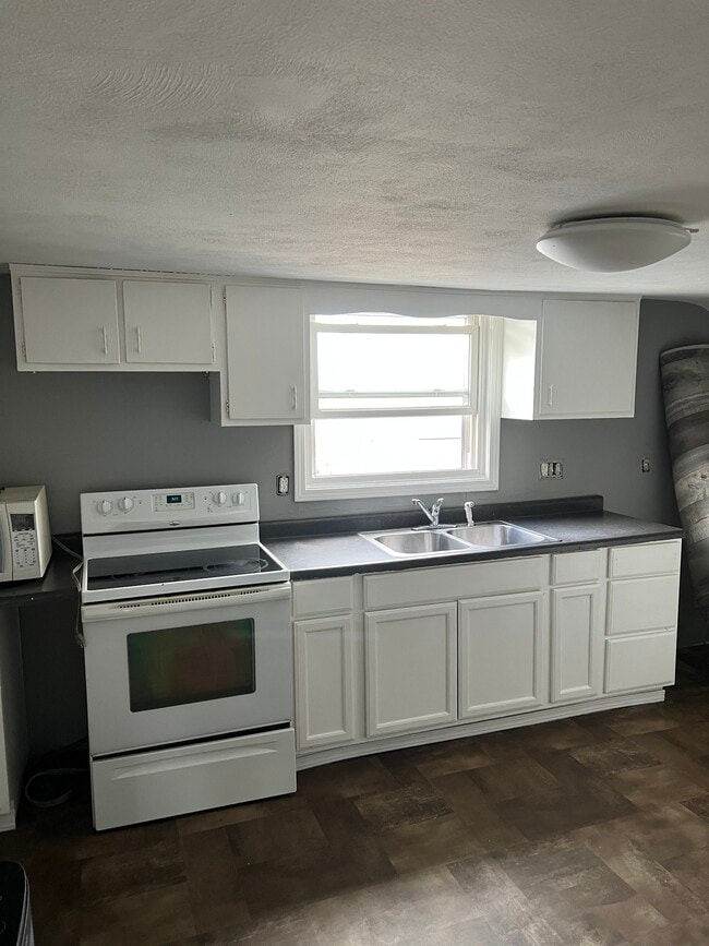 Building Photo - 1643 Orinoco Ave