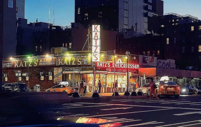Building Photo - 165 Ludlow St