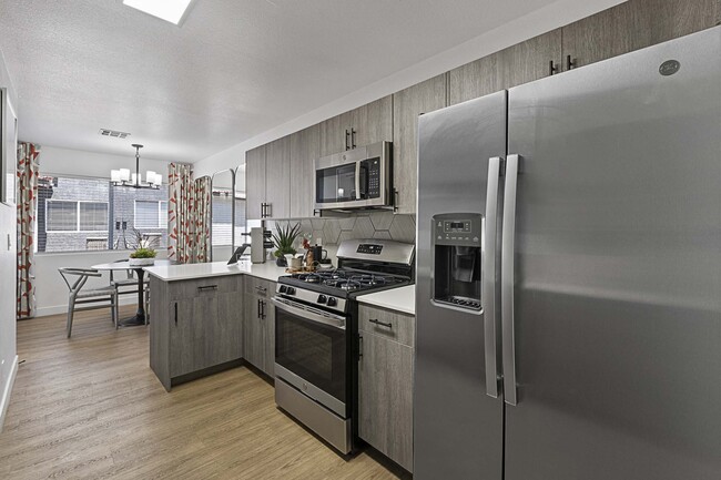 The Townhomes at Horizon Ridge, Henderson, NV, Kitchen - Townhomes at Horizon Ridge