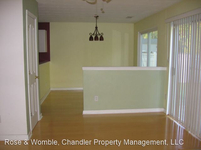 Building Photo - 3 br, 2.5 bath House - 329 Circuit Lane