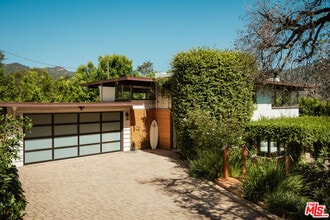 Building Photo - 26237 Fairside Rd