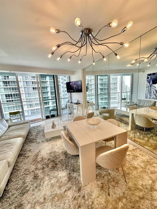 Foto principal - 495 Brickell Ave