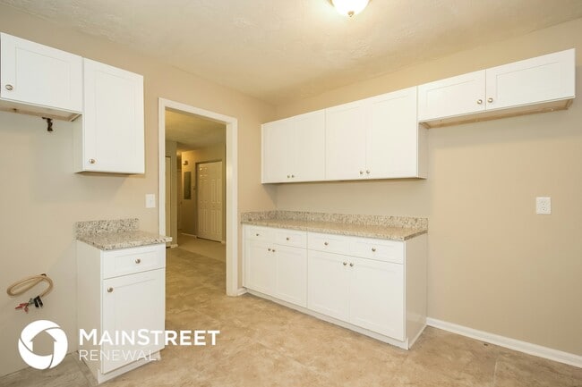 Foto del edificio - 6207 Newberry Ln