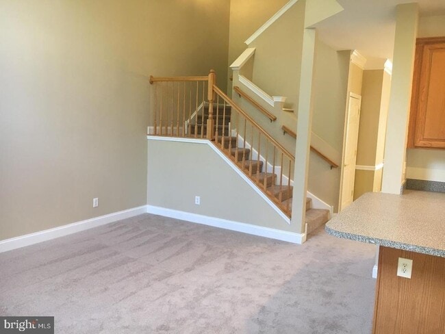 Building Photo - 154 Mountain View Dr