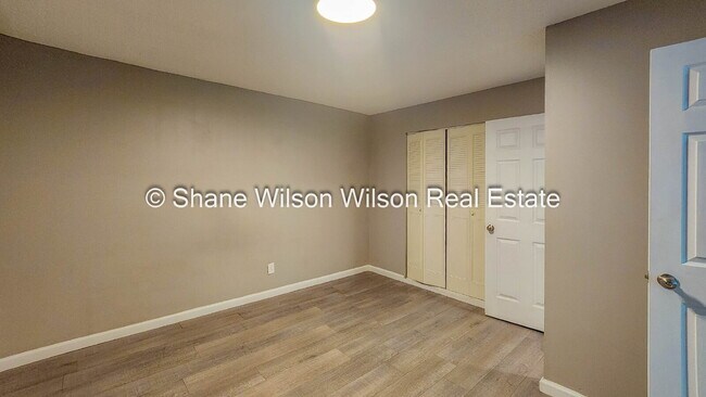 Foto del edificio - Cute little 1 BR / 1 BA apartment.  Move in special! 1/2 off the first month's rent!  Come View t...
