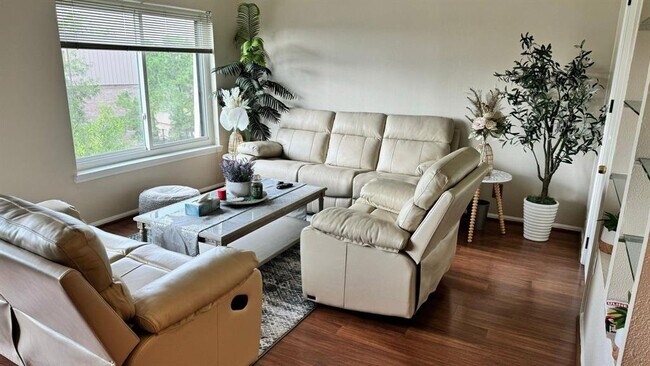 Building Photo - 2209 S Braeswood Blvd