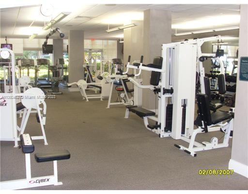 Foto del edificio - 3000 S Ocean Dr