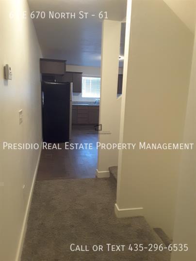 Foto del edificio - 61 E 670 N St