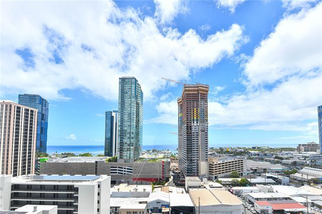 Building Photo - 1009 Kapiolani Blvd