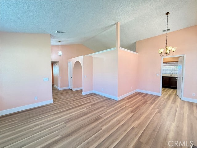 Building Photo - 22511 Radnor Ln