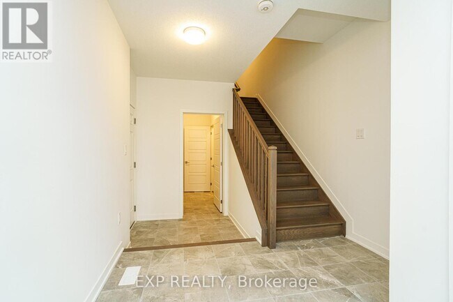 Building Photo - 51 Stitch Mews