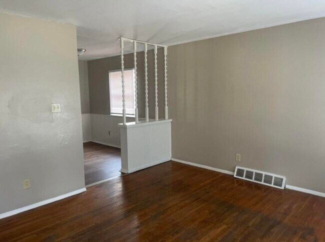 Foto del edificio - 640 Kingston Rd
