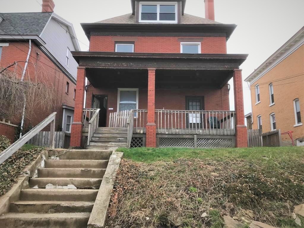 Primary Photo - 233 Cornell Ave