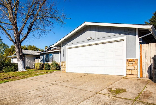 Building Photo - 8355 Middle River Ct