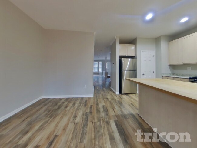 Foto del edificio - 7902 Heatherleigh Pl