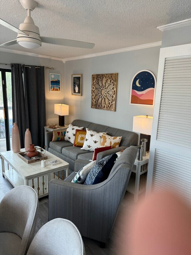 Foto del edificio - 210 75th Ave N