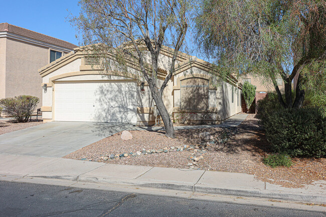 Foto del edificio - 4Bed/2Bath House at Watson Rd/Yuma Rd! $39...