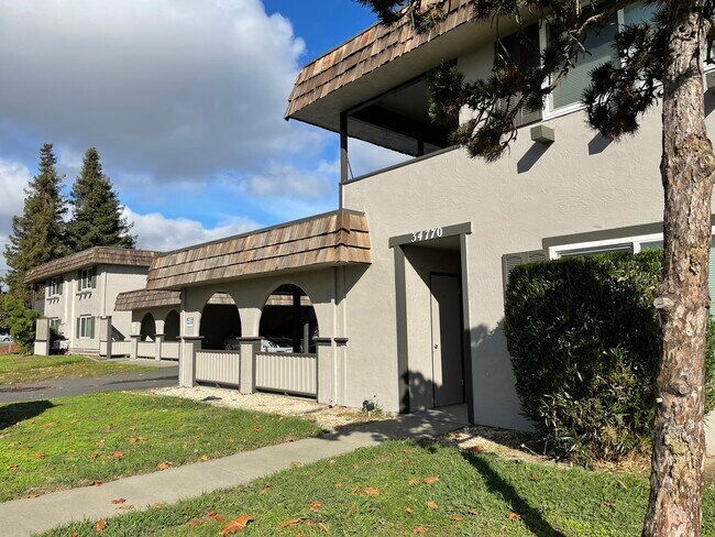 Building Photo - 34770 Perry Rd