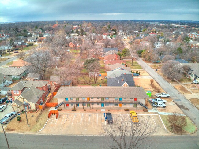 Building Photo - 2017 N Blackwelder Ave