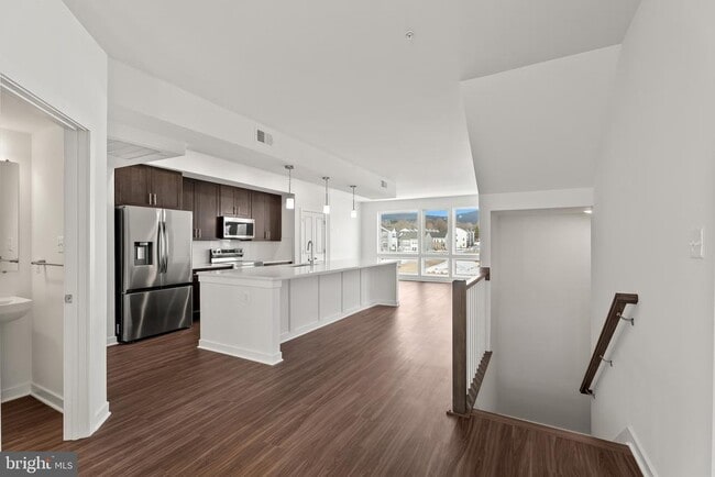 Building Photo - 714 Iron Frg Rd