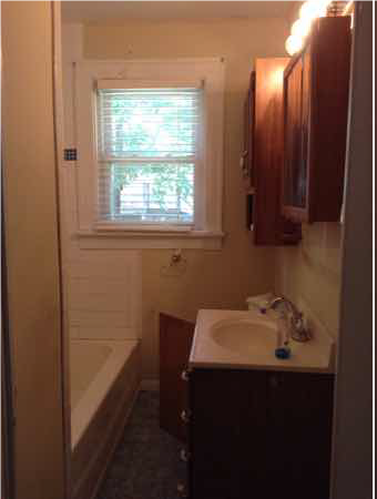 Foto del edificio - 3 Bedroom, 1.5 bath Home, Available: July 2027!