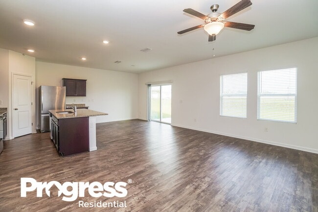 Building Photo - 35144 White Water Lily Way