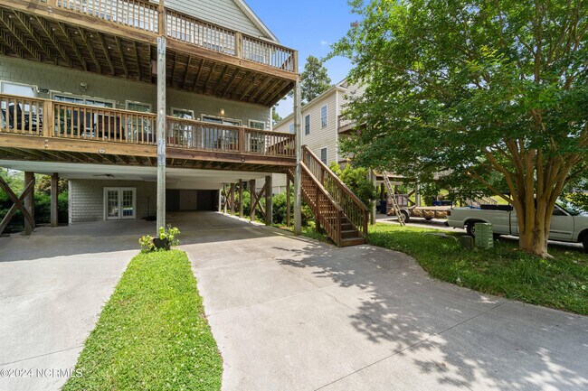 Building Photo - 71 Court St