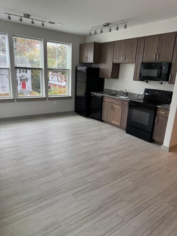 Foto principal - 2317 Huntington Ave