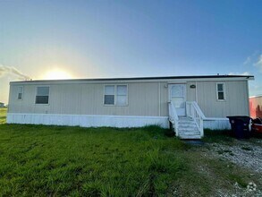 Building Photo - 8810 Los Robles Ave