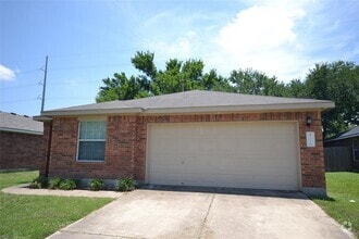 Building Photo - 302 Washington Square Dr