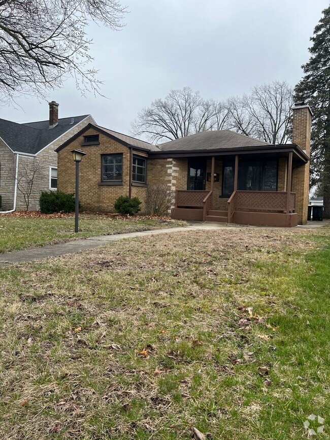 Building Photo - 2813 Ridge Rd