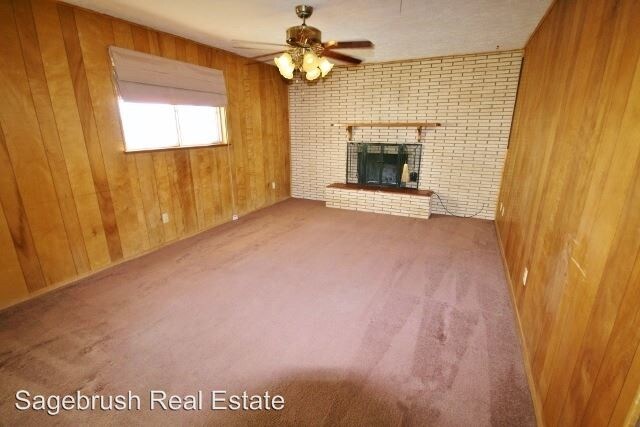 Building Photo - 3 br, 2 bath House - 815 John Doe St.