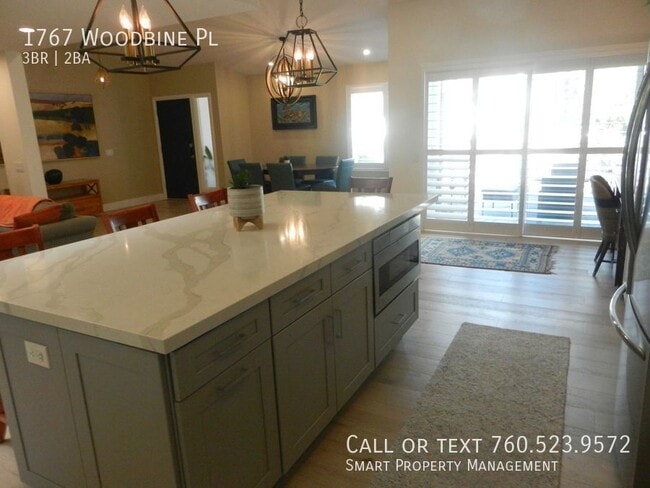 Building Photo - 1767 Woodbine Pl