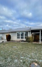 Building Photo - 1415 E Beech St