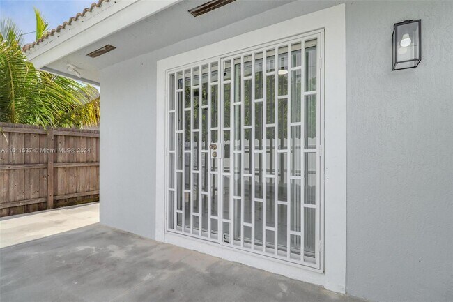 Building Photo - 21870 SW 112th Ave